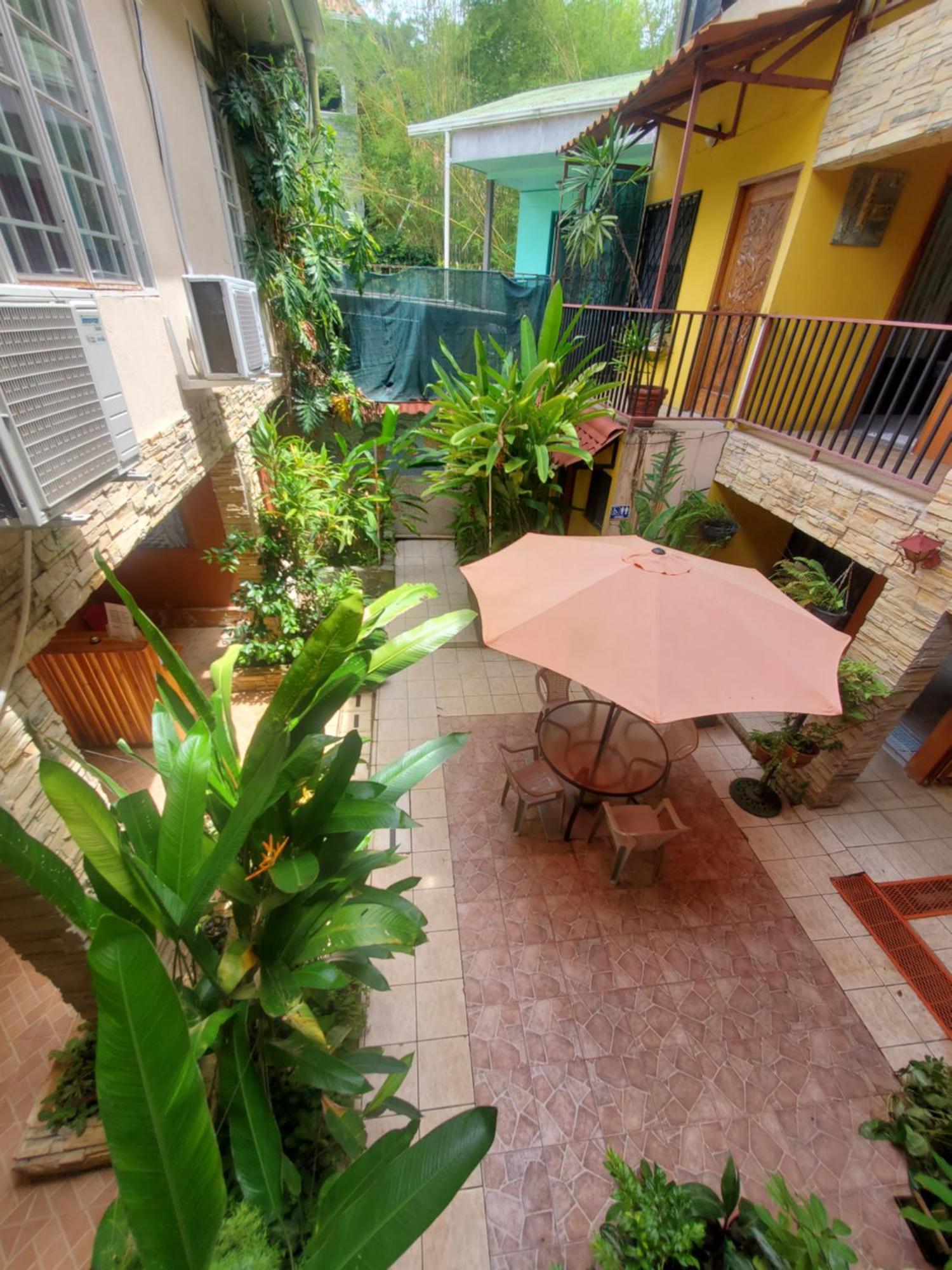 Hotel Villa Prats Manuel Antonio Exteriör bild