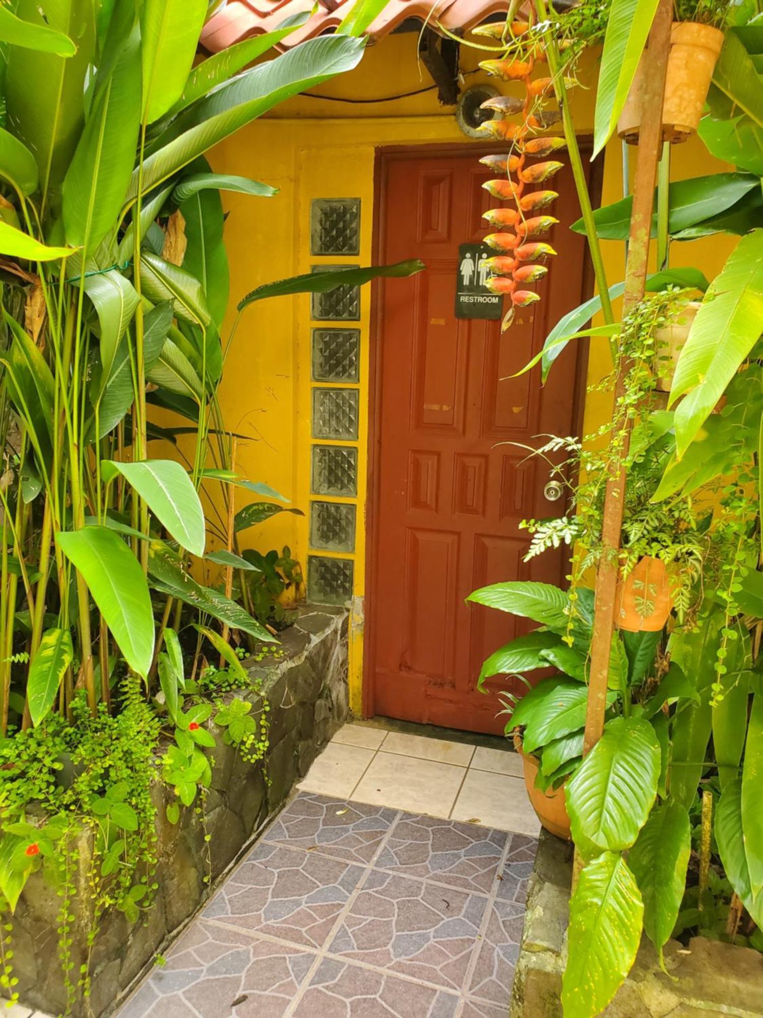 Hotel Villa Prats Manuel Antonio Exteriör bild