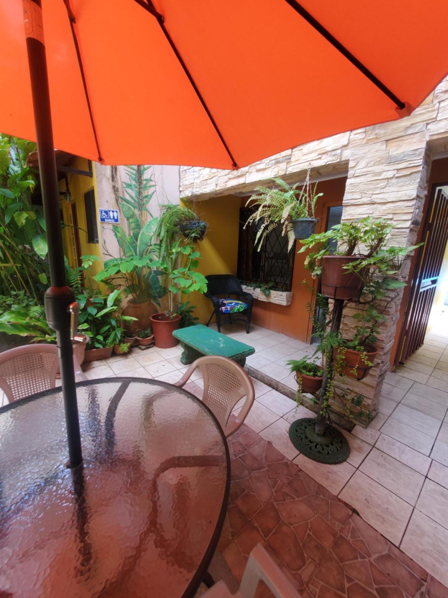 Hotel Villa Prats Manuel Antonio Exteriör bild