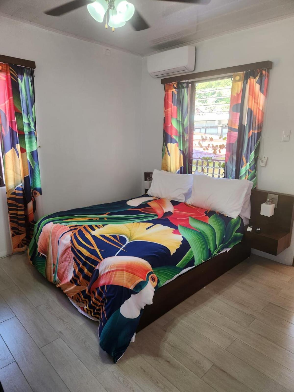 Hotel Villa Prats Manuel Antonio Exteriör bild