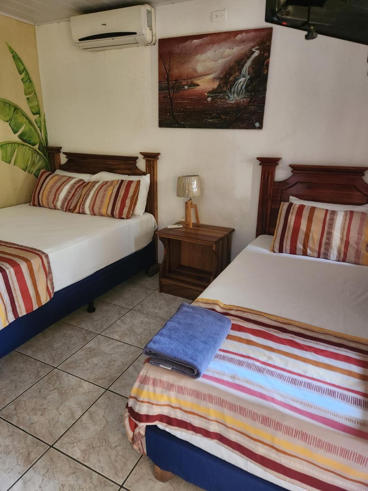 Hotel Villa Prats Manuel Antonio Exteriör bild